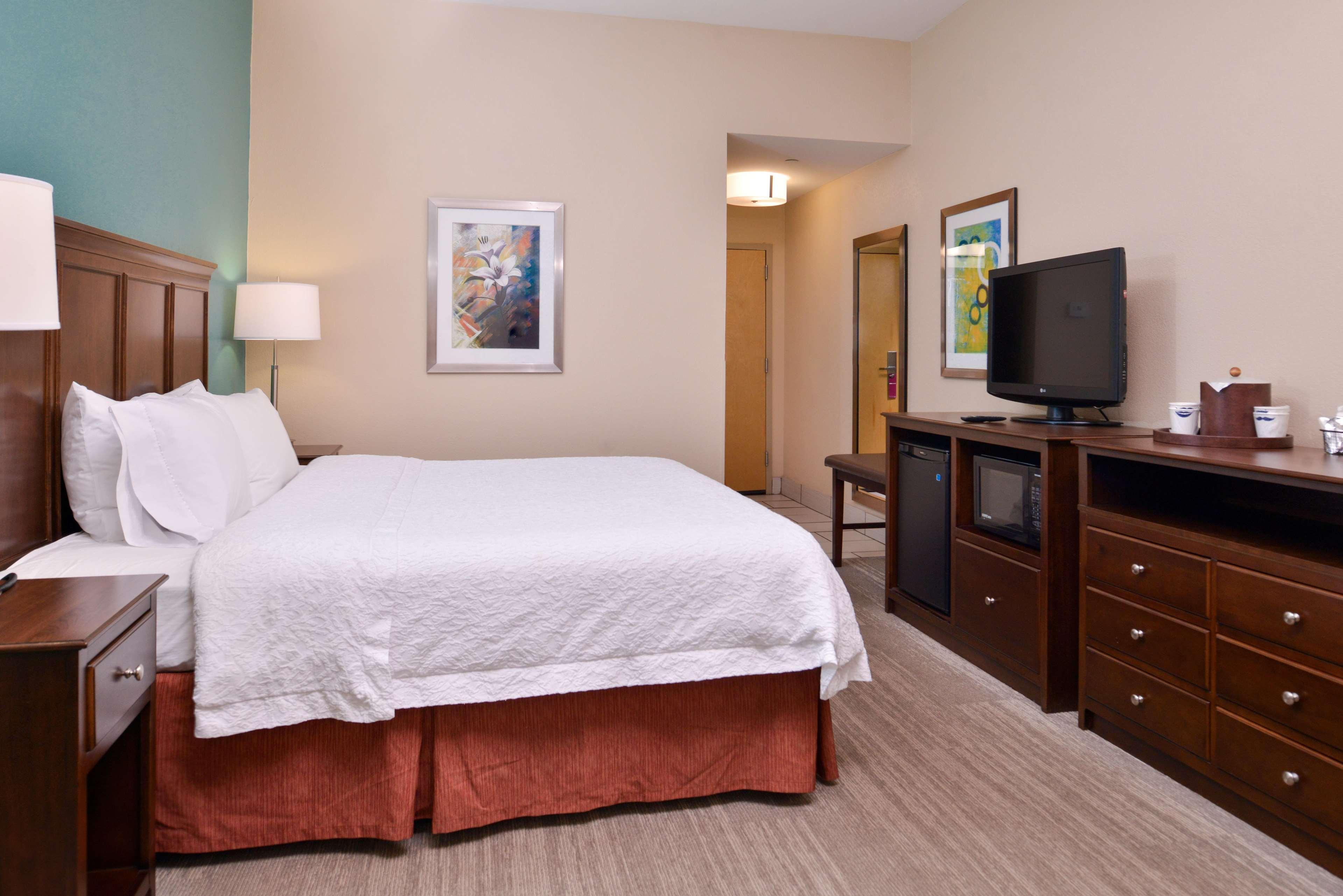 Hampton Inn By Hilton Decatur Bagian luar foto