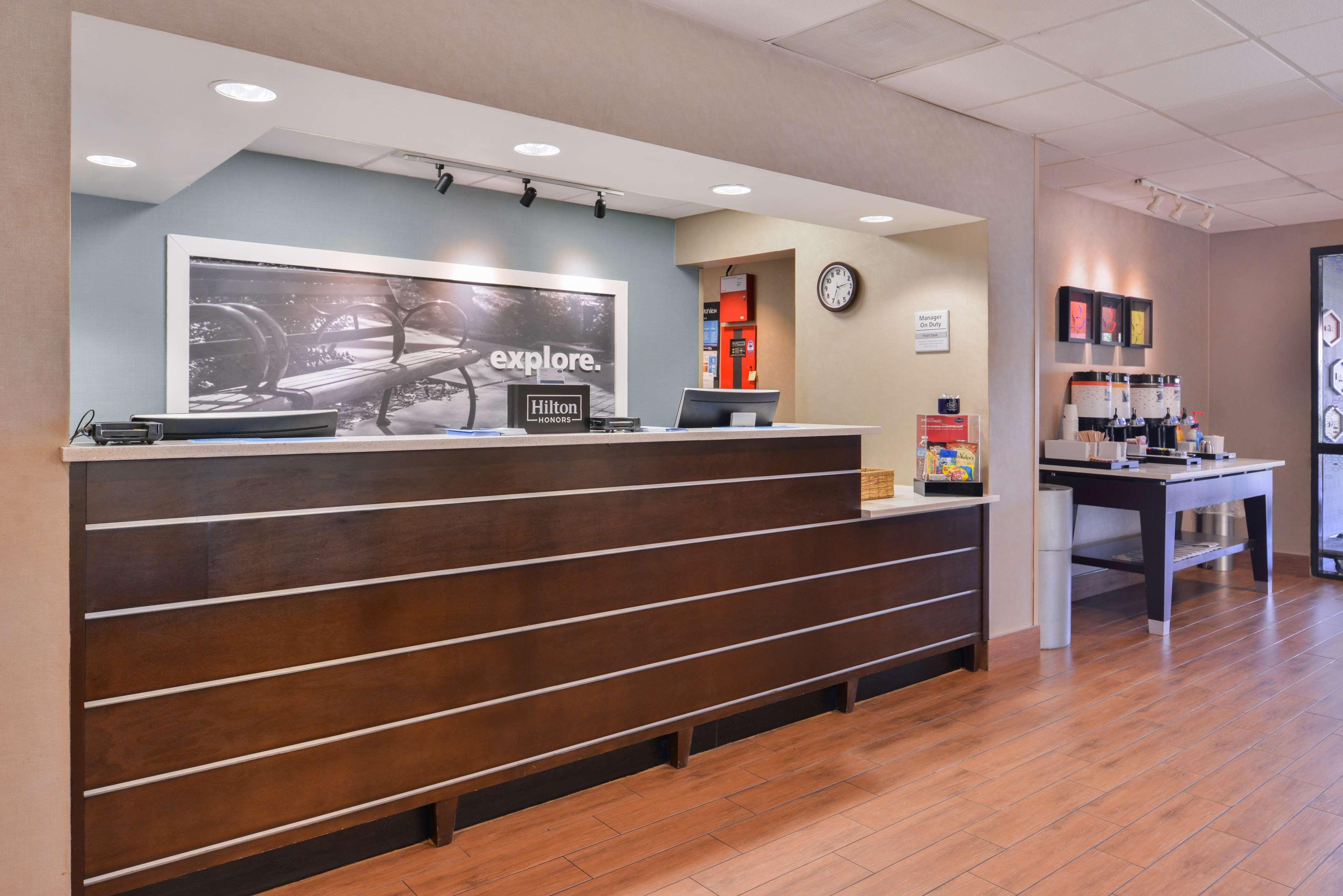 Hampton Inn By Hilton Decatur Bagian luar foto