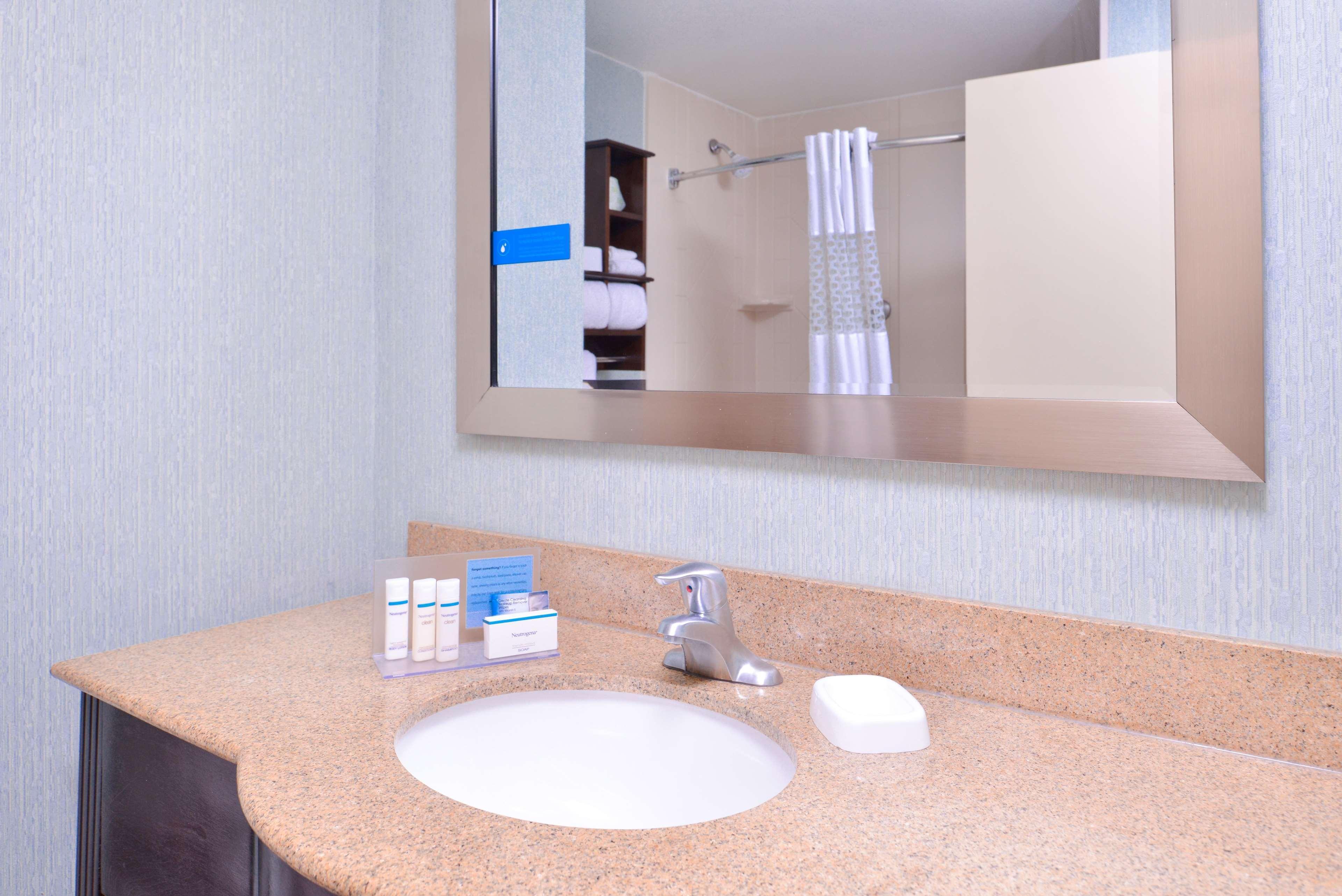 Hampton Inn By Hilton Decatur Bagian luar foto